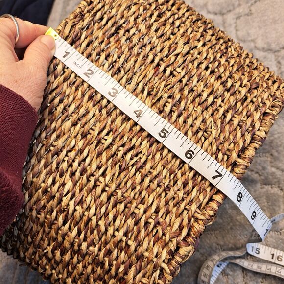 WICKER BASKET WITH WOODEN HANDLES MEDIUM TAN BROWN WOVEN OVAL WOODEN BOHO DECOR - Picture 9 of 9